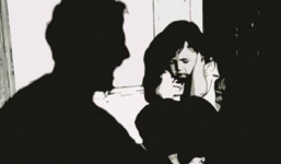 Kỳ án hành vi kỳ quặc 'yêu râu xanh' già xôn xao đất Cảng